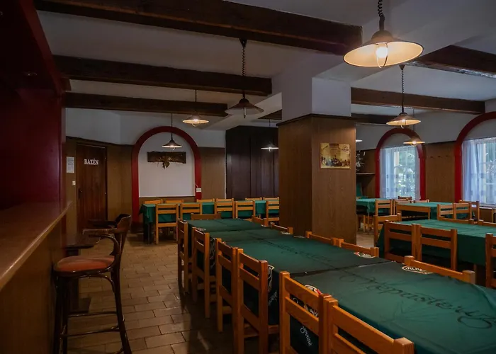 Hotell Club Vranovská Ves