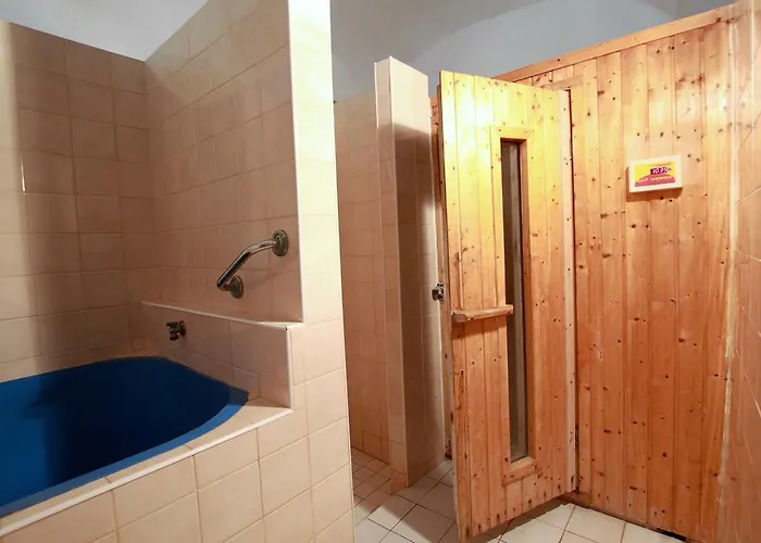 Hotell Club Vranovská Ves